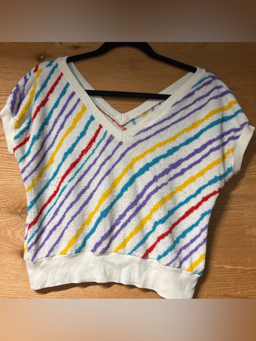 Vintage Women’s White V-Neck Short Sleeve Sweater Top with Multicolor Stripes